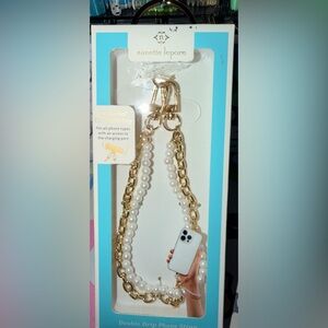 🤍NIB Nanette Lepore Gold and White Faux Pearls Phone Strap